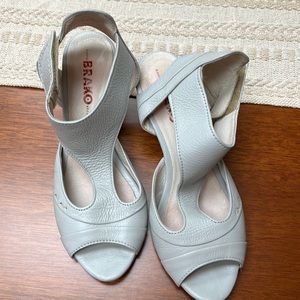 Sandals size EU83 US7 soft buttery leather